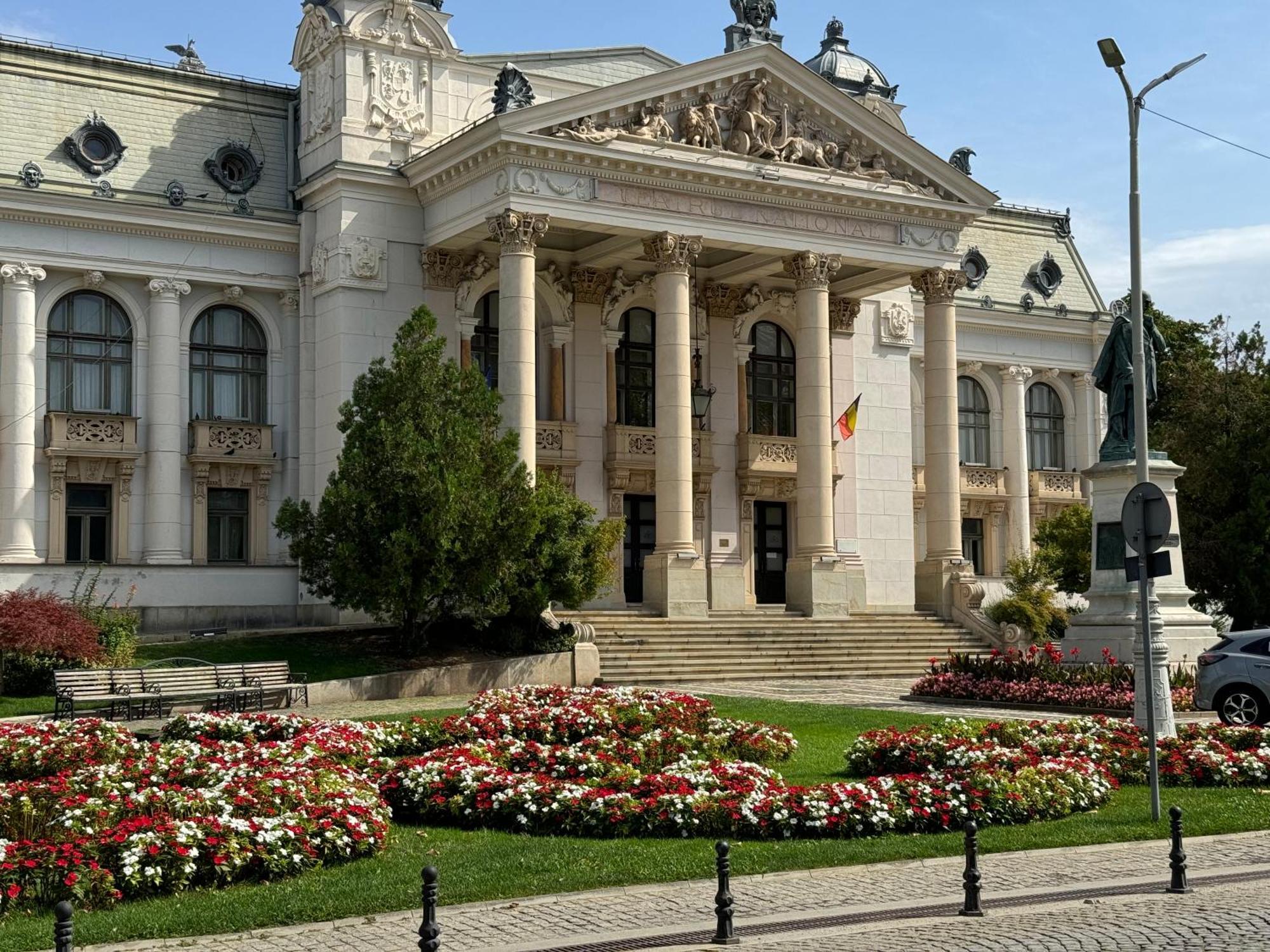 Iasi Ultra Central Apartment Self Check-In Exteriör bild